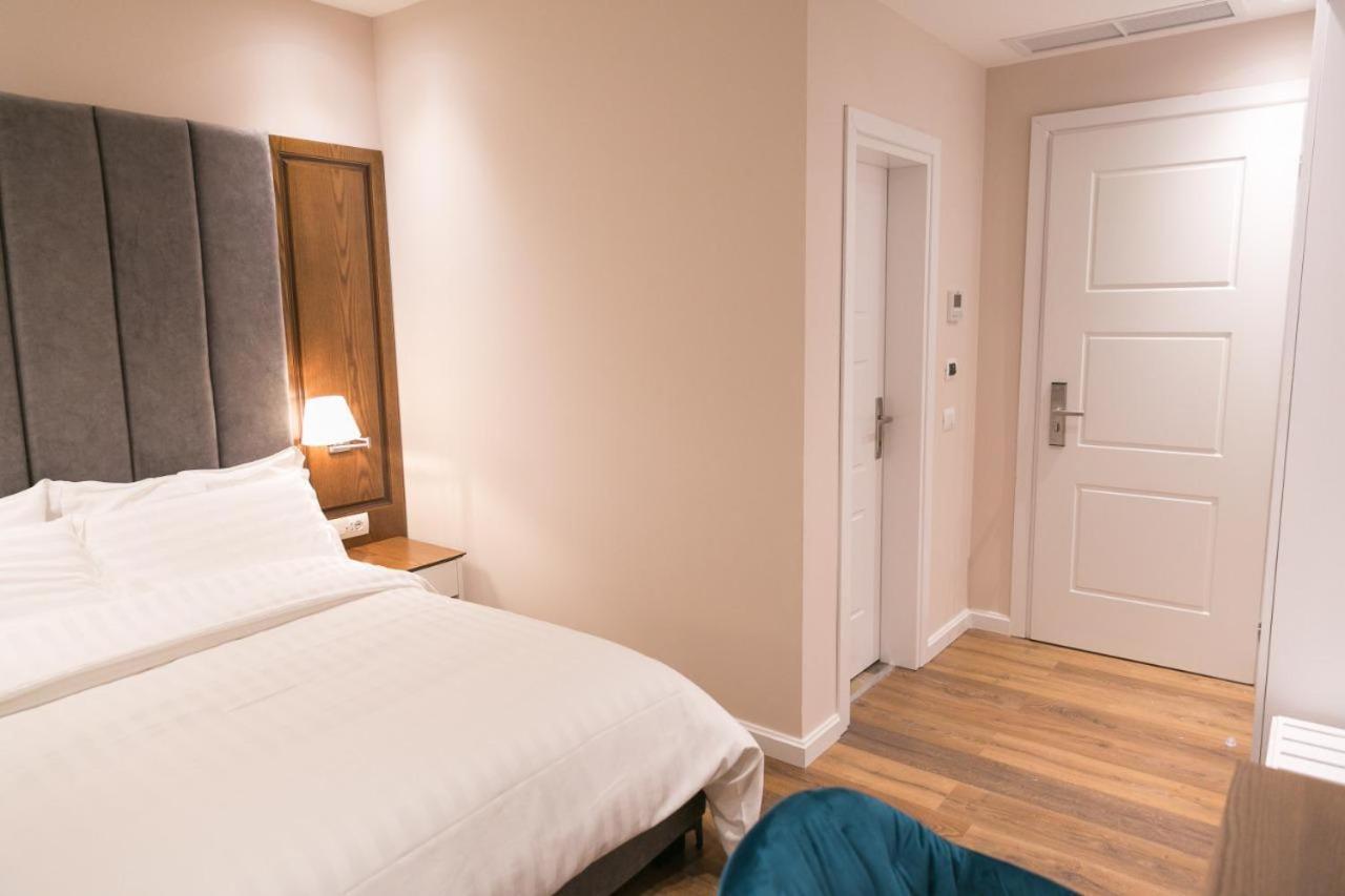 Arberia Palace Hotel Fushe Milot Εξωτερικό φωτογραφία