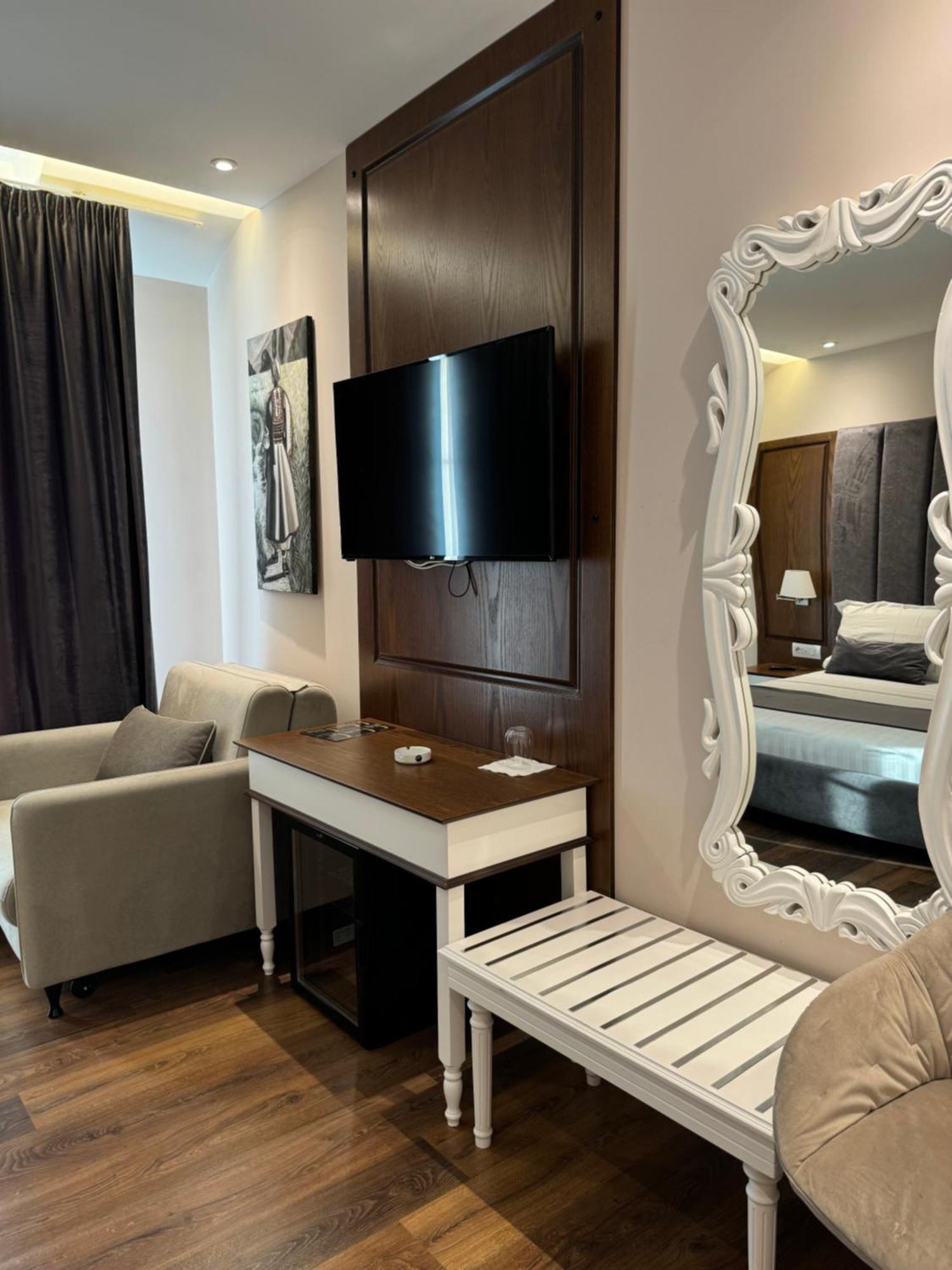 Arberia Palace Hotel Fushe Milot Εξωτερικό φωτογραφία