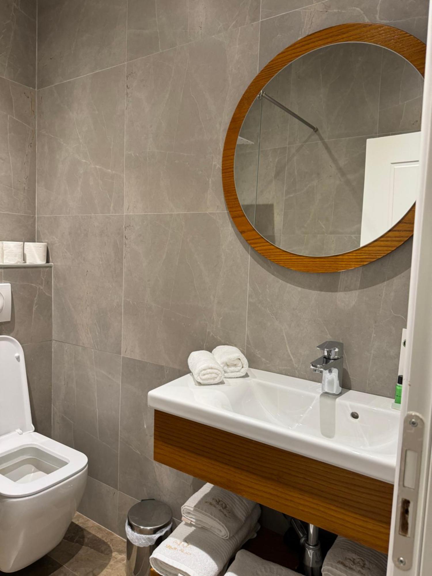 Arberia Palace Hotel Fushe Milot Εξωτερικό φωτογραφία