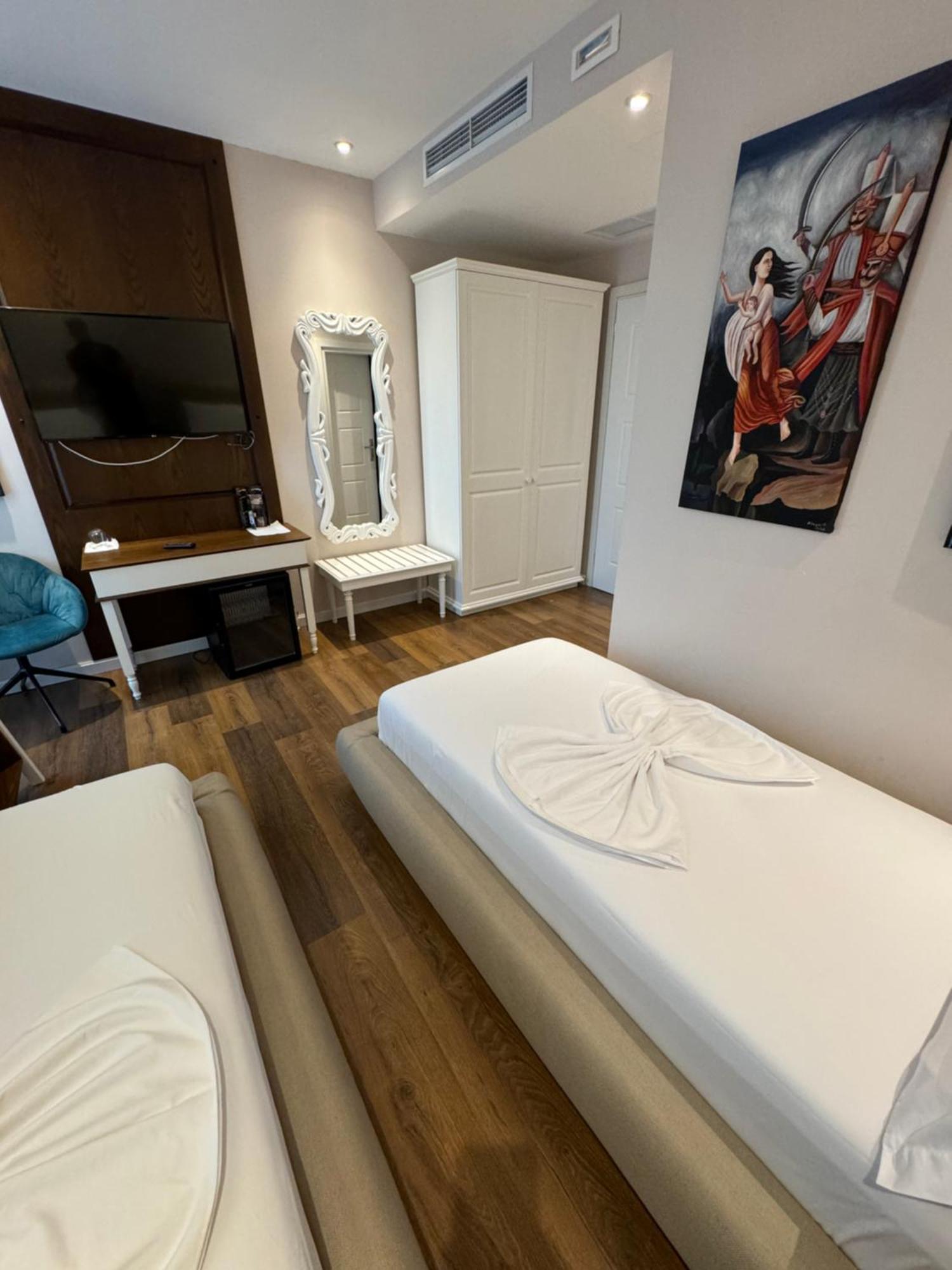 Arberia Palace Hotel Fushe Milot Εξωτερικό φωτογραφία